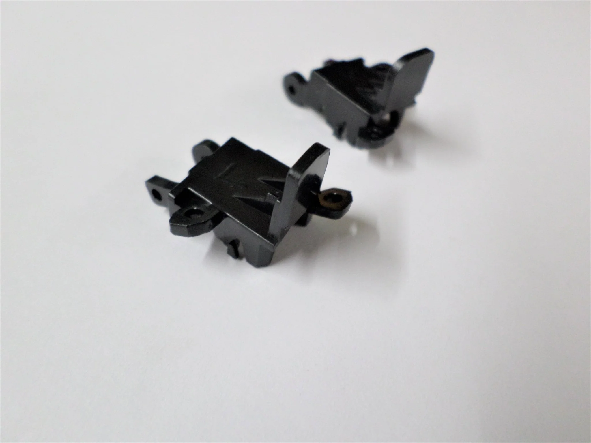 Support retaining brackets for Xbox One Microsoft LT RT controllers trigger buttons replacement - Black | ZedLabz - Image 2
